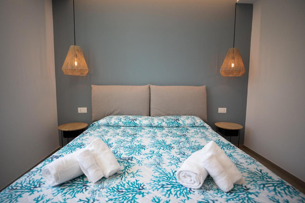 Molo Brin Rooms & Suites オルビア エクステリア 写真