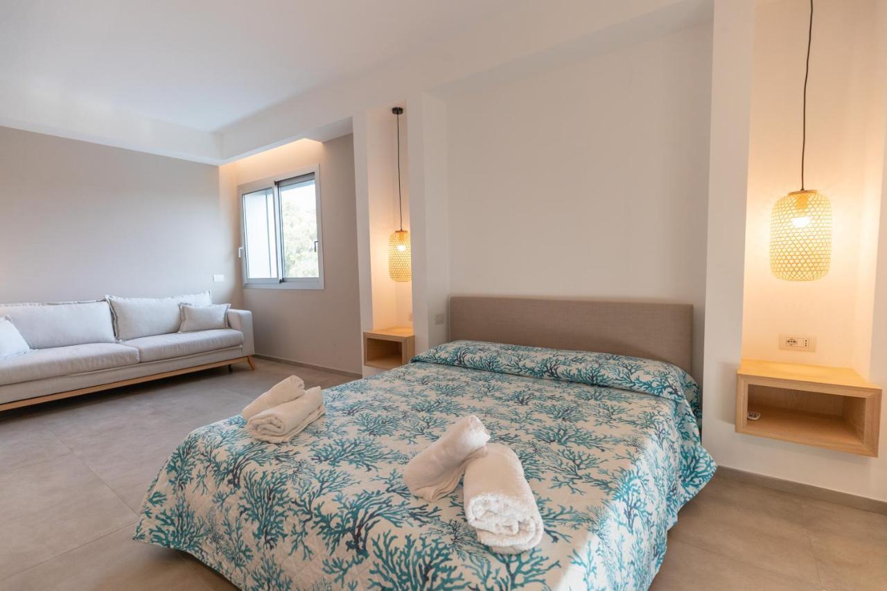 Molo Brin Rooms & Suites オルビア エクステリア 写真